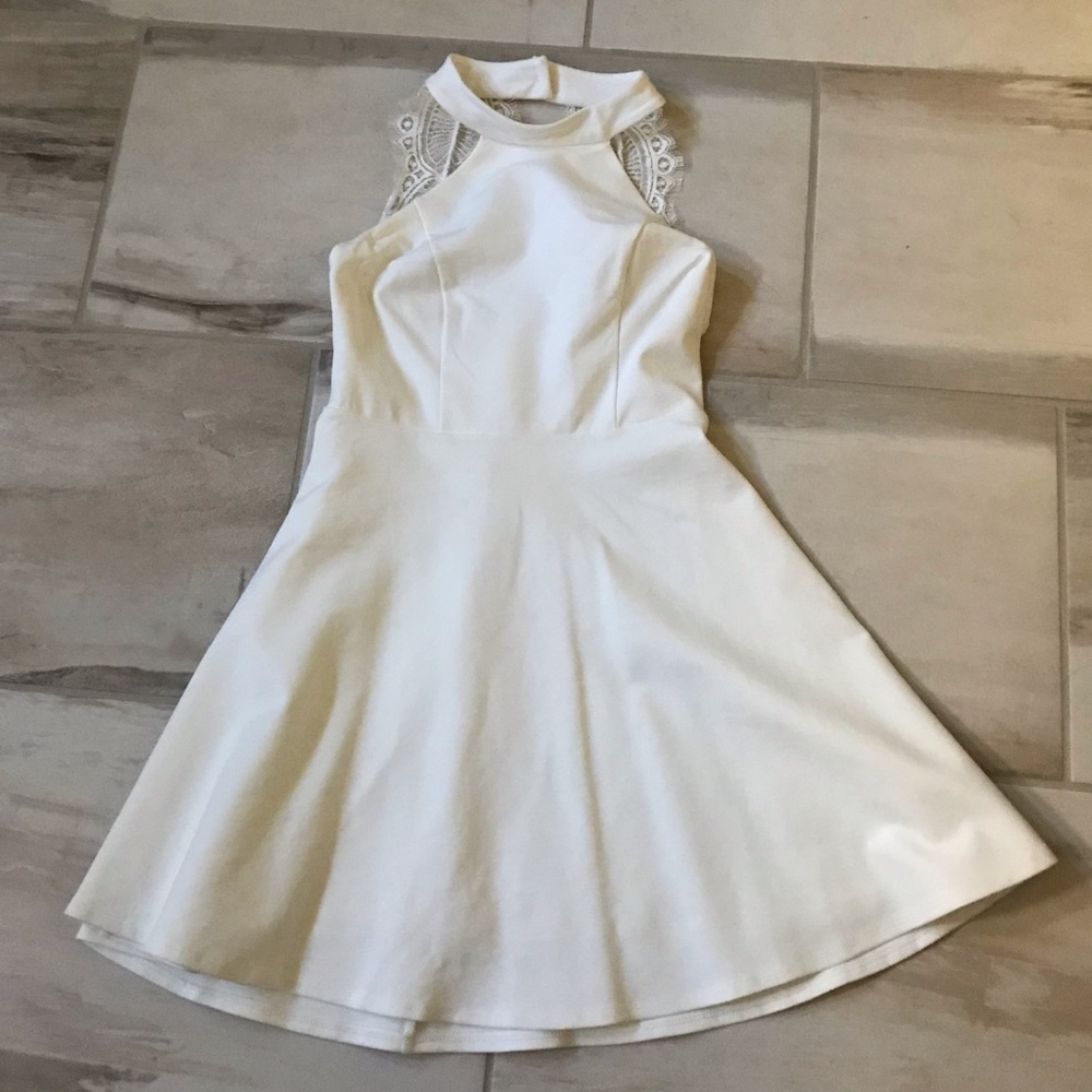 Lulu’s white lace skater dress